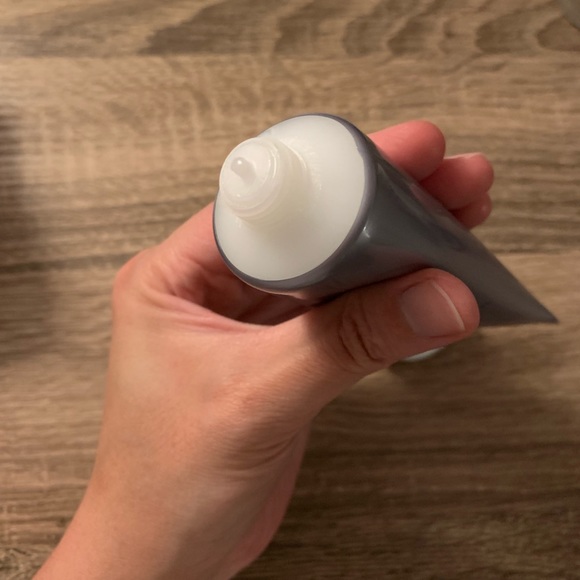 RÉvive Sculpting and Firming Mask - Picture 4 of 6